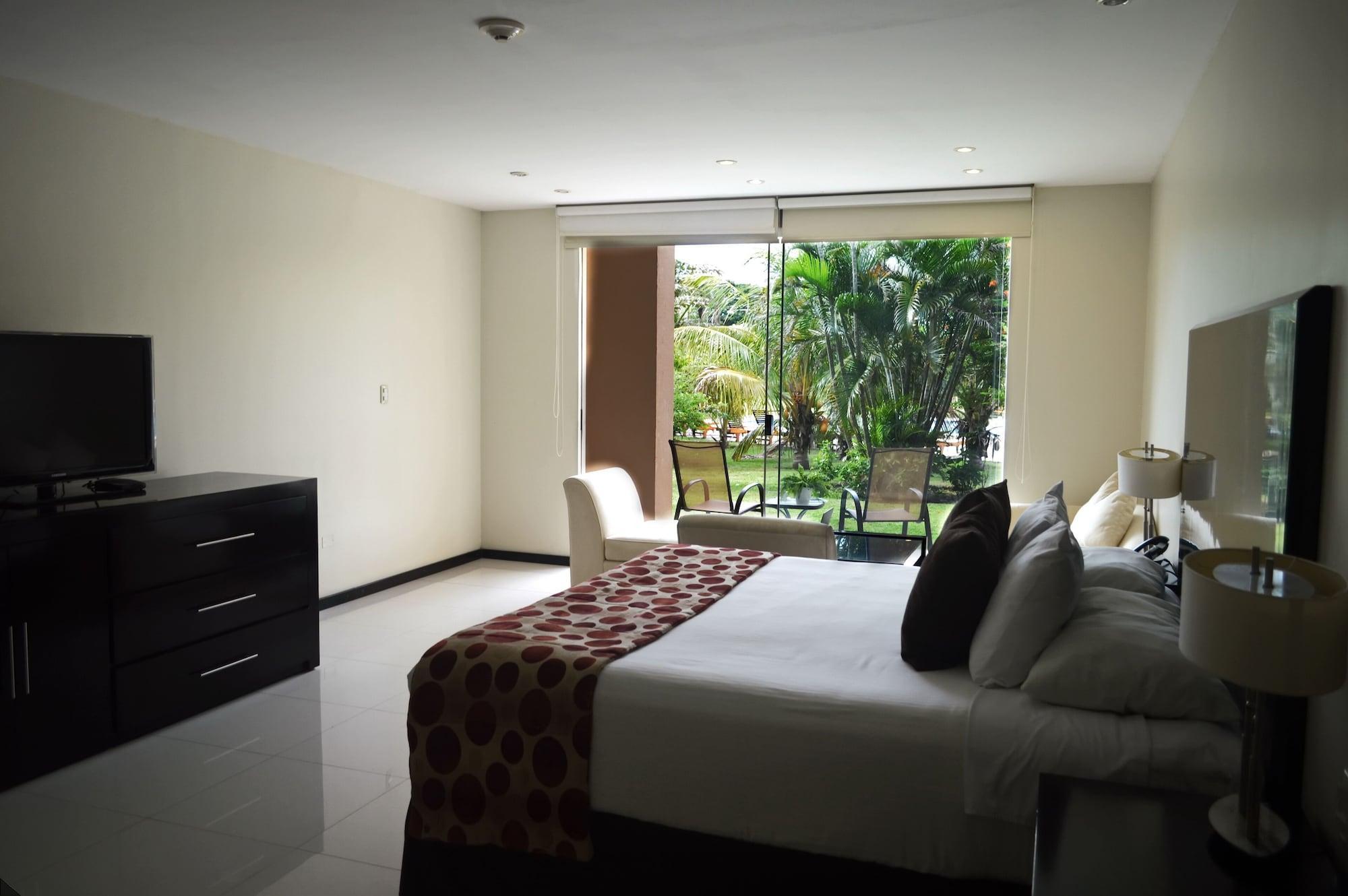 Sun Hotel Warnes エクステリア 写真