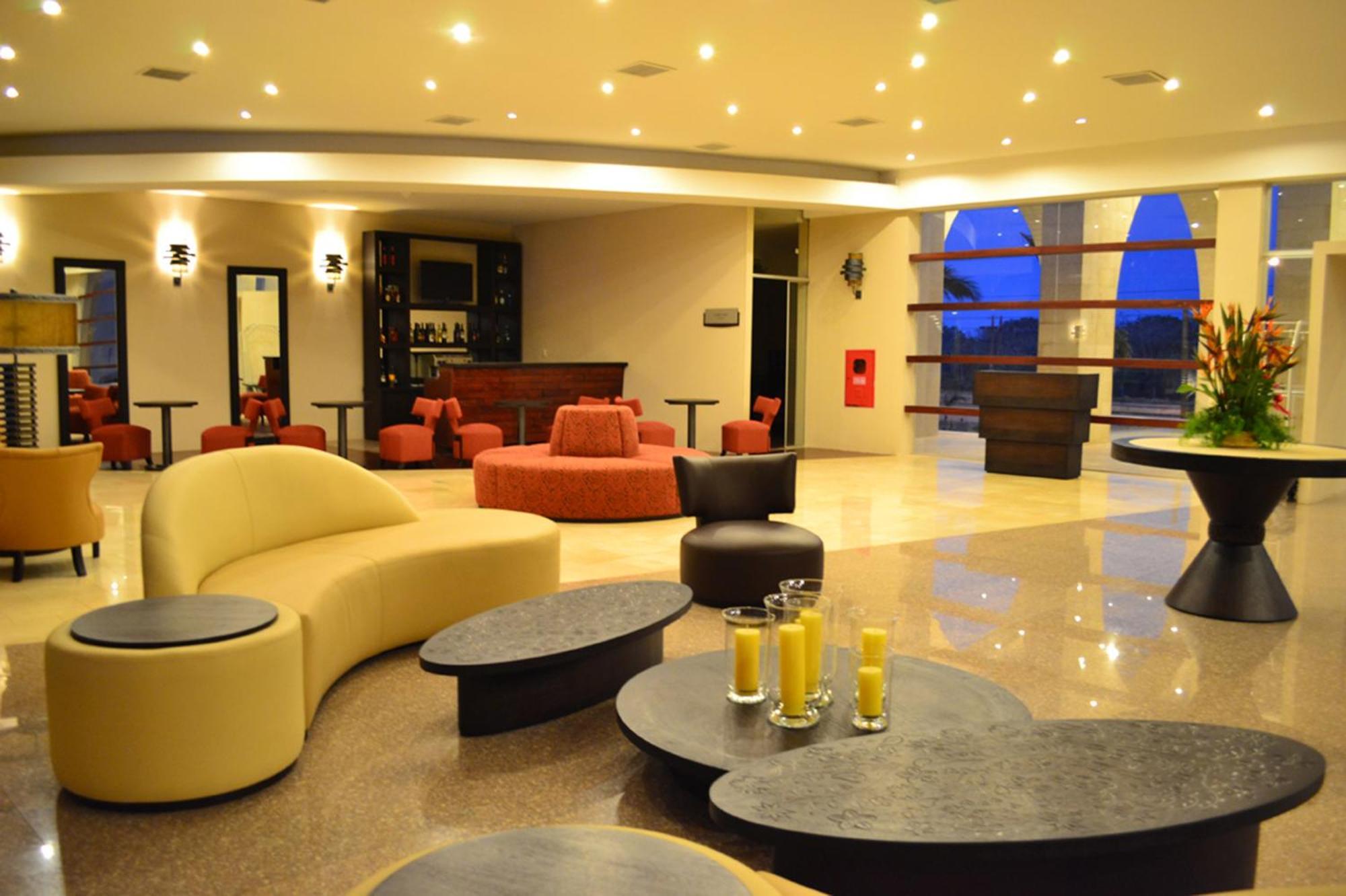 Sun Hotel Warnes エクステリア 写真