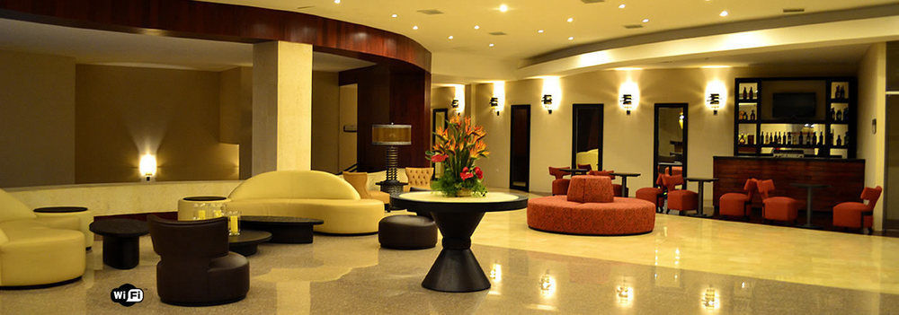 Sun Hotel Warnes エクステリア 写真