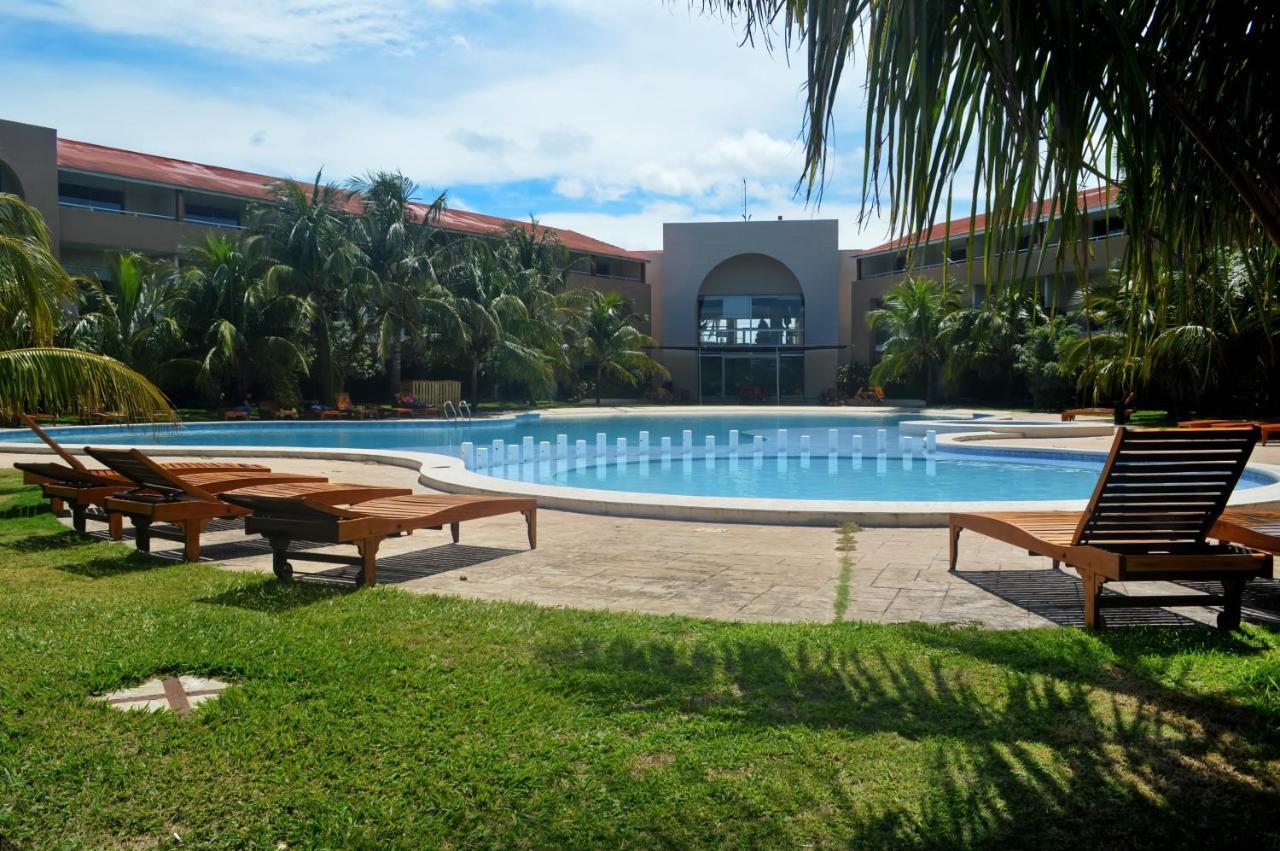 Sun Hotel Warnes エクステリア 写真